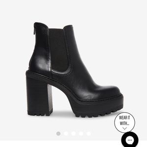 Steve Madden Boots Size 11 - never worn